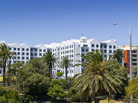 st kilda australia hotels